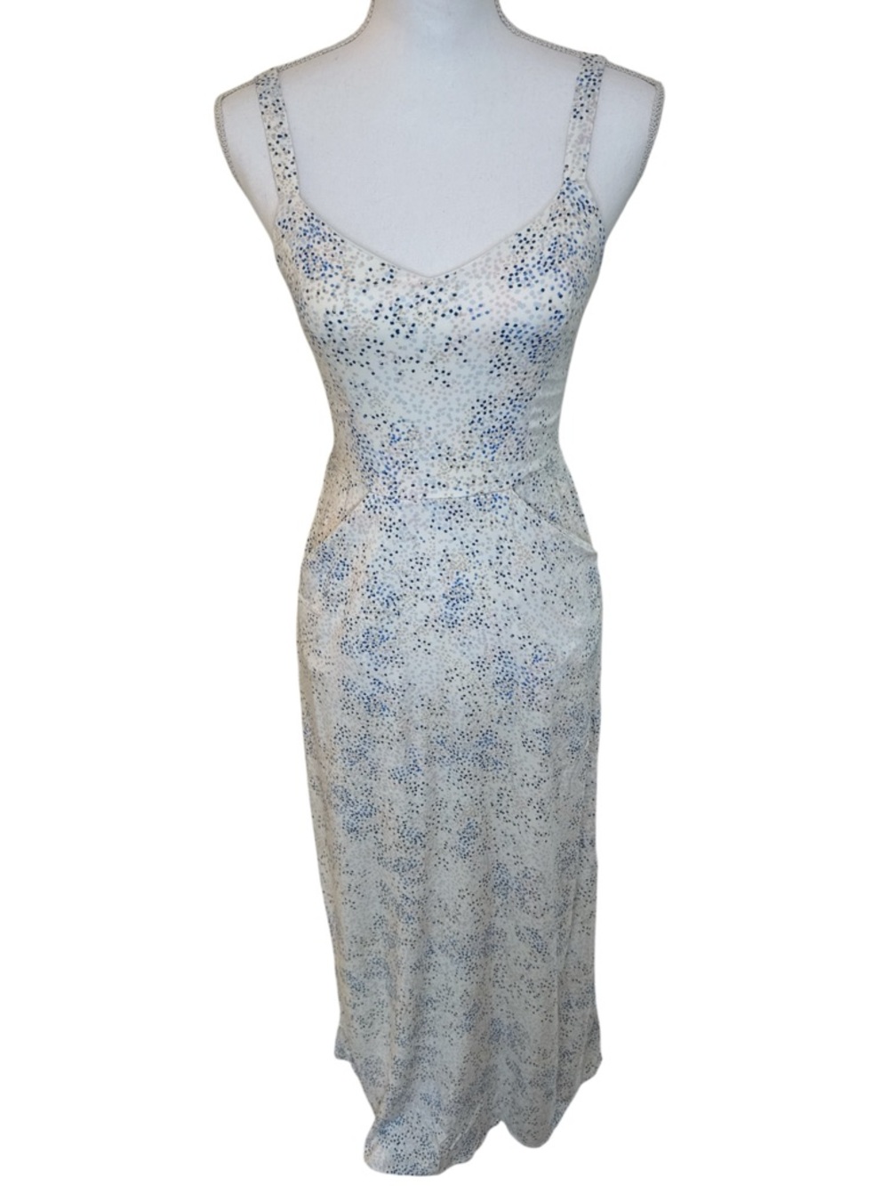 41 Hawthorn Beatriz Blue and White Patterned Maxi Dress size XS